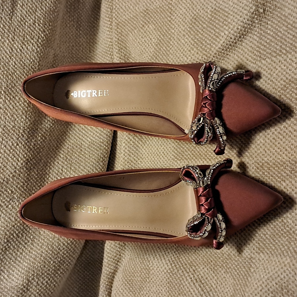 Women's Satin Bow Heels - Rust Brown